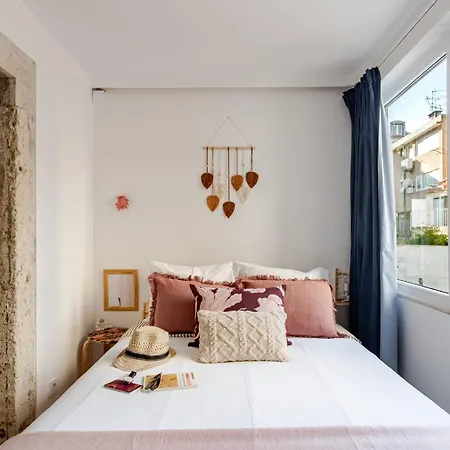 Alcaide - 1 Bedroom In Santa Catarina - With Balcony And Fast Wifi