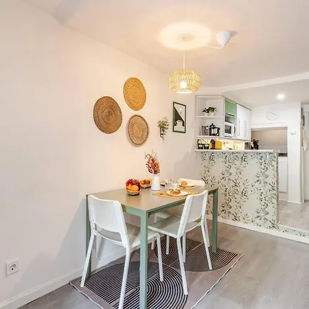 아파트 Alcaide - 1 Bedroom In Santa Catarina - With Balcony And Fast Wifi *